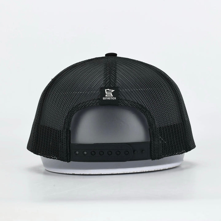 MET CENTER | HAT