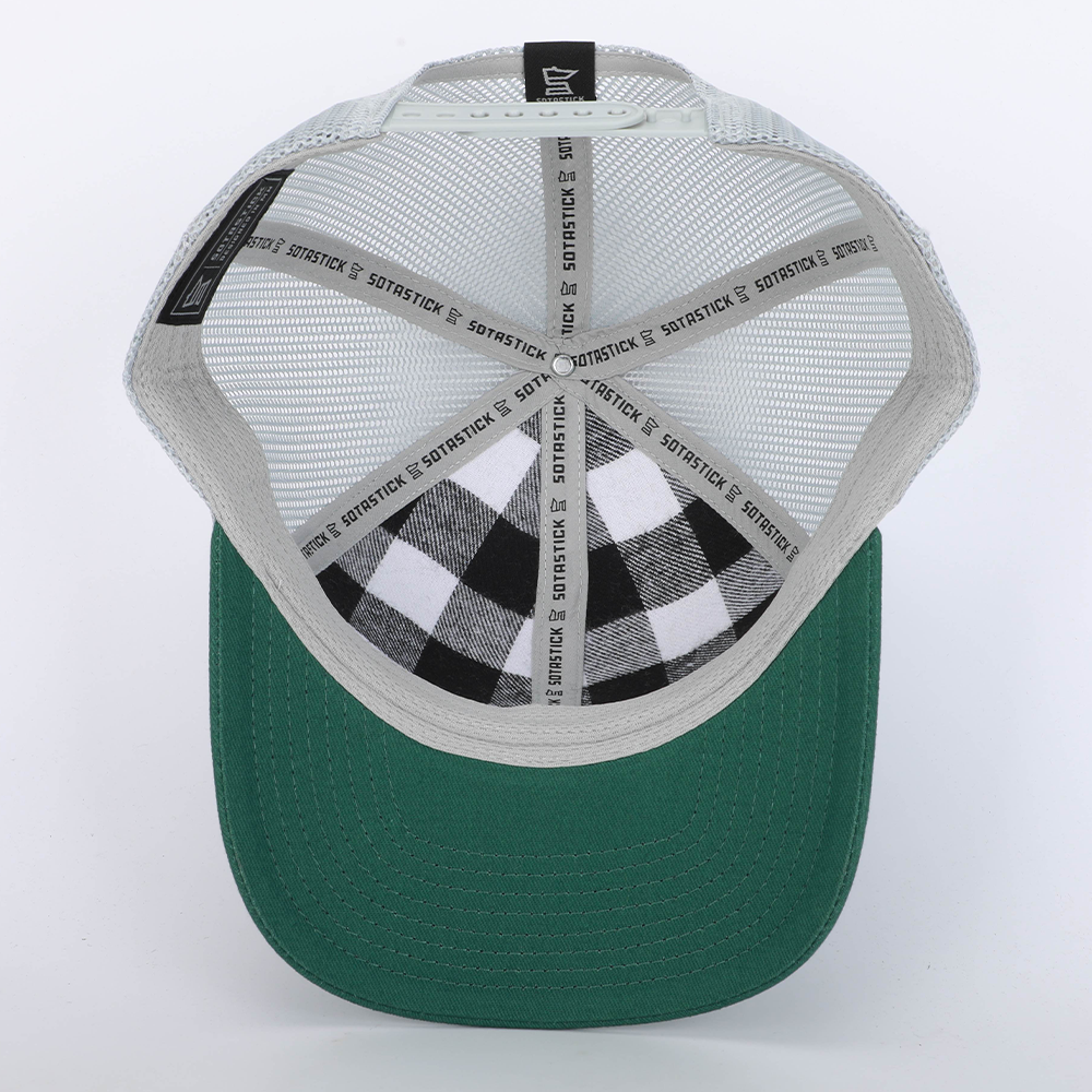 LAND OF OUTDOOR RINKS | HAT